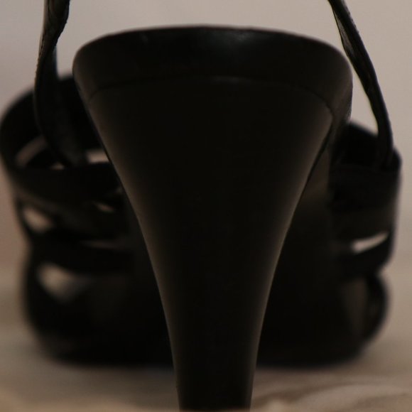 CIRCA JOAN DAVID BLACK SANDALS SIZE 9 USED - Picture 11 of 14